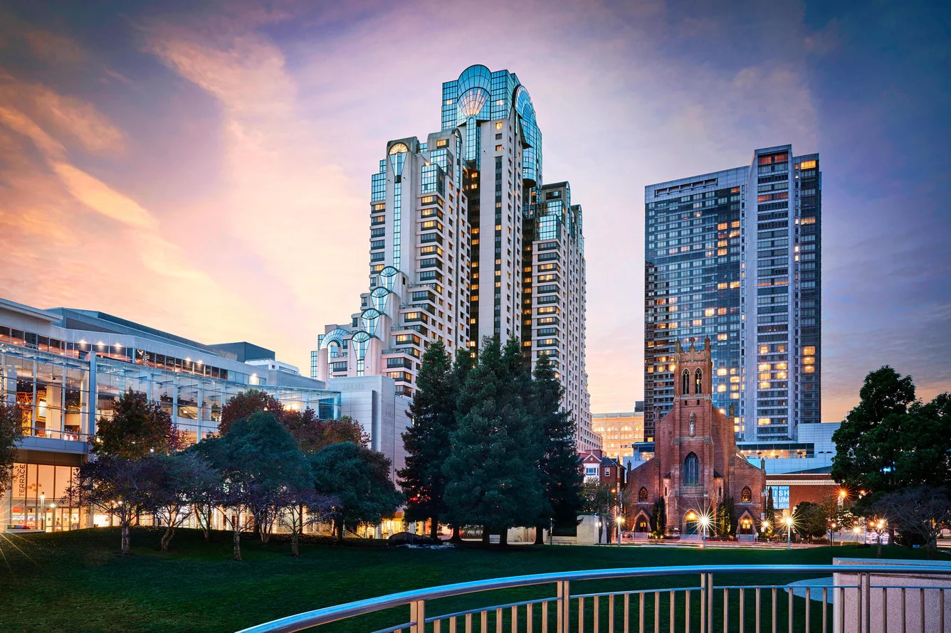 Exterior of the San Francisco Marriott Marquis